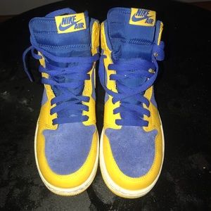 Nike Jordan 1 sz 7 yellow & blue